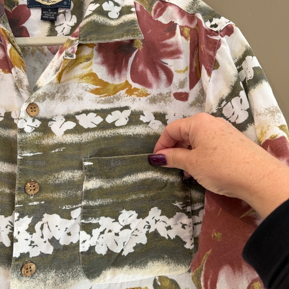 Vintage Tommy Bahama Oversized Relaxed Fit Camp Floral, Beach, Size Medium - Picture 3 of 14